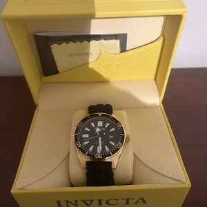 INVICTA Water Resistant Wrist Watch